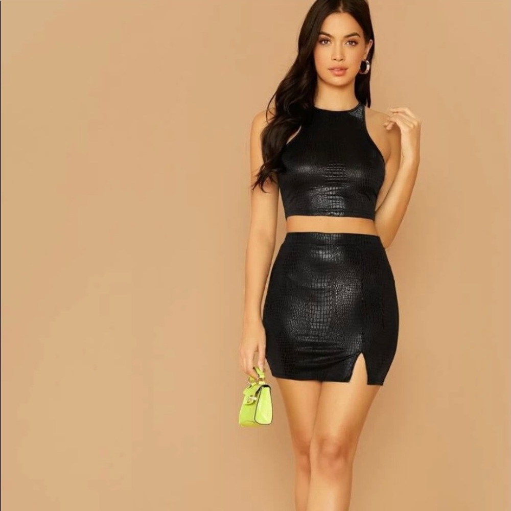 SHEIN - Faux Crocodile Lether Mini Skirt
